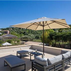 3 bedroom villa with pool in Kassiopi, Corfu, sleeps 7